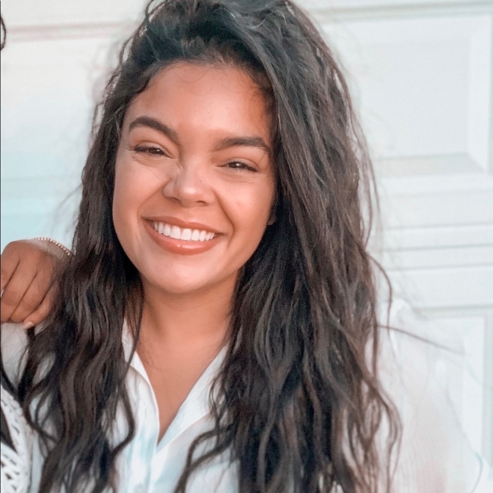 Meet your Posher, Kara